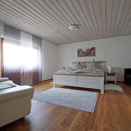 Tiefenbach Habos Cornerアパートメント エクステリア 写真